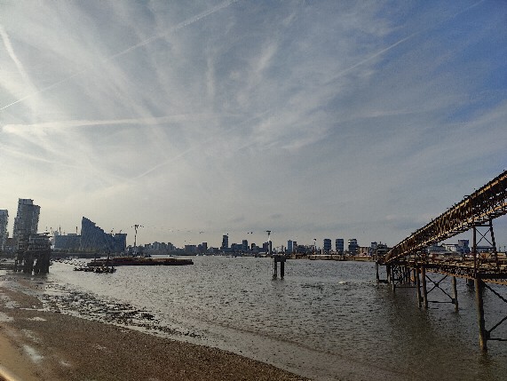 Charlton Riverside looking west